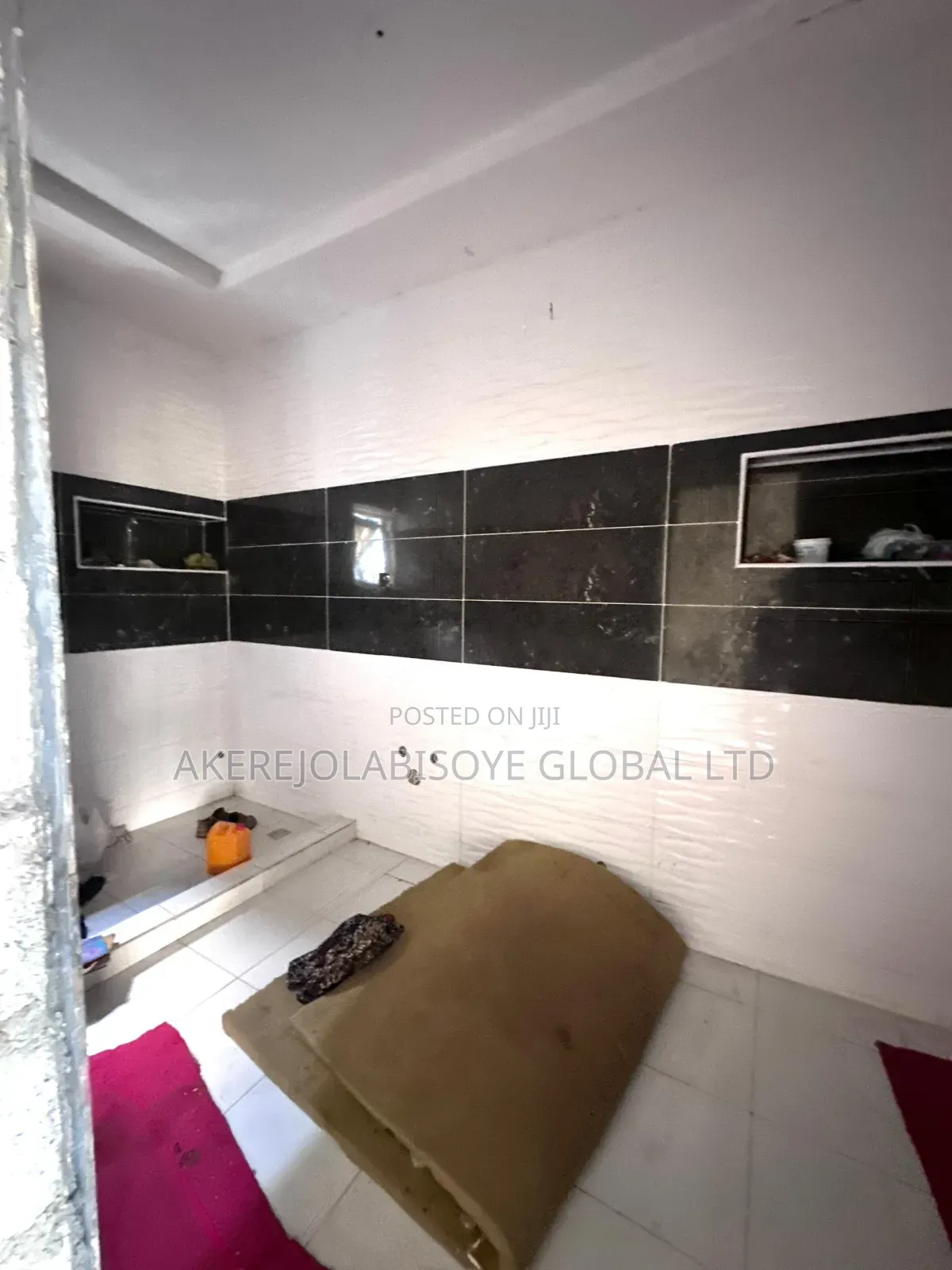 4bdrm Duplex in Guzape Abuja for sale in Guzape District