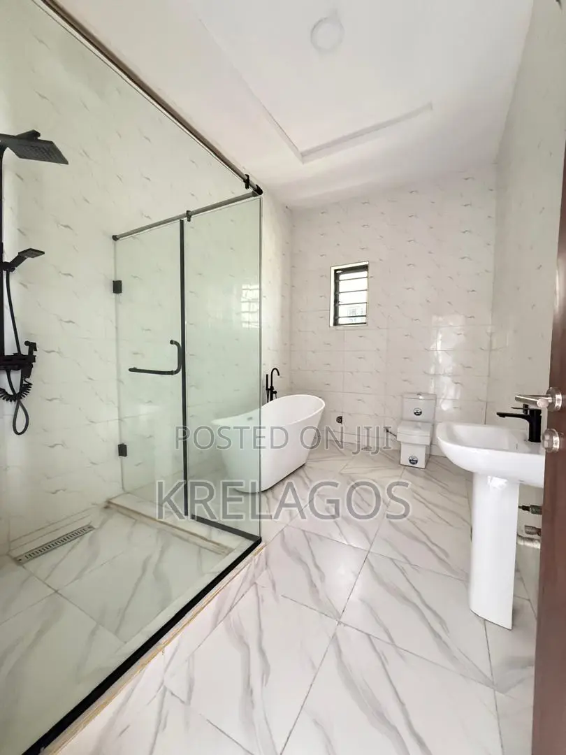 5bdrm Duplex in Orchid, Chevron for sale in Chevron