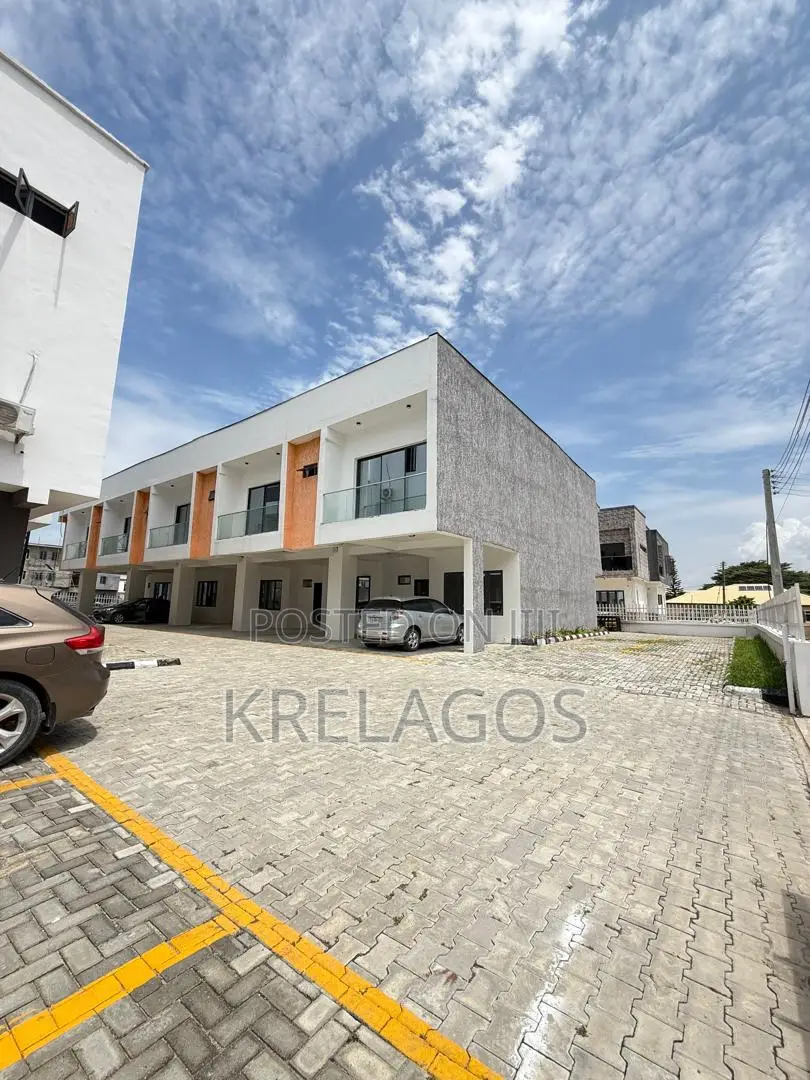 3bdrm Duplex in Orchid, Chevron for sale in Chevron
