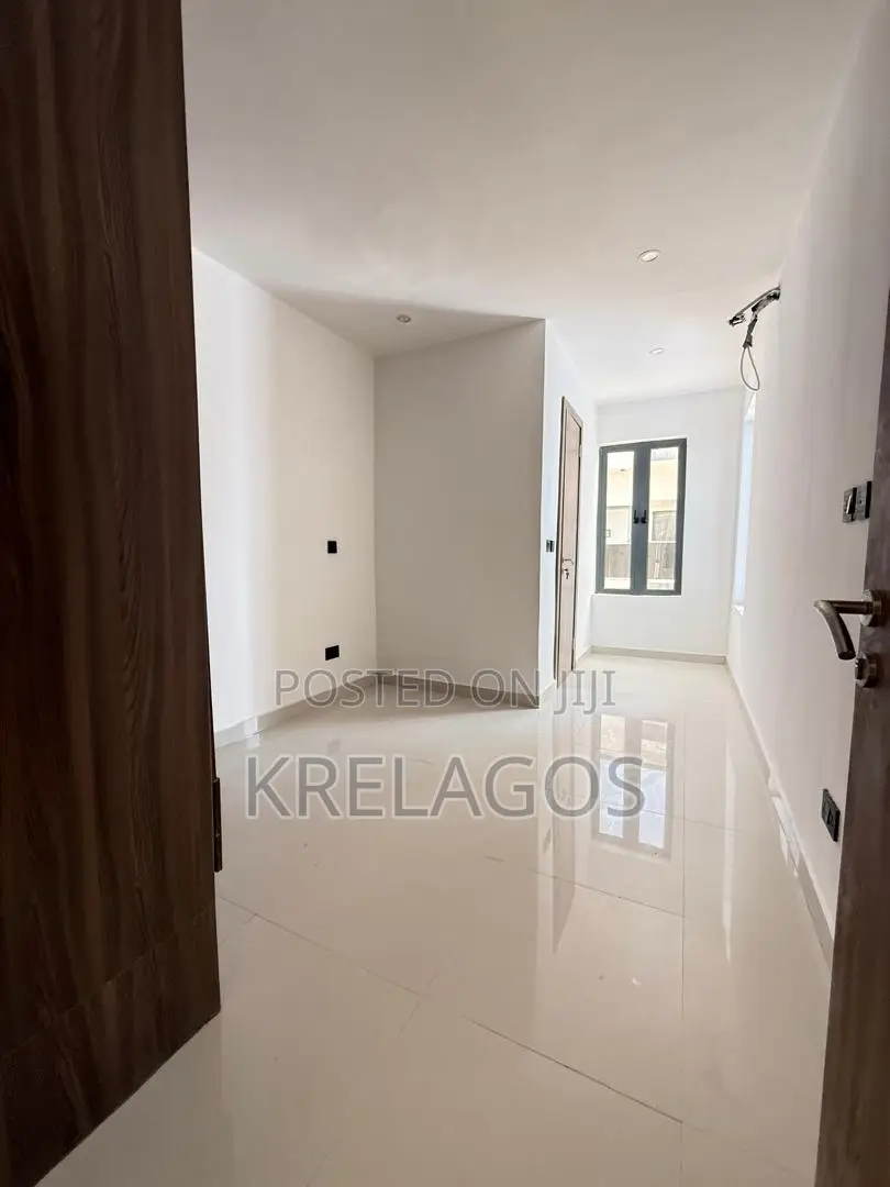 3bdrm Duplex in Orchid, Chevron for sale in Chevron