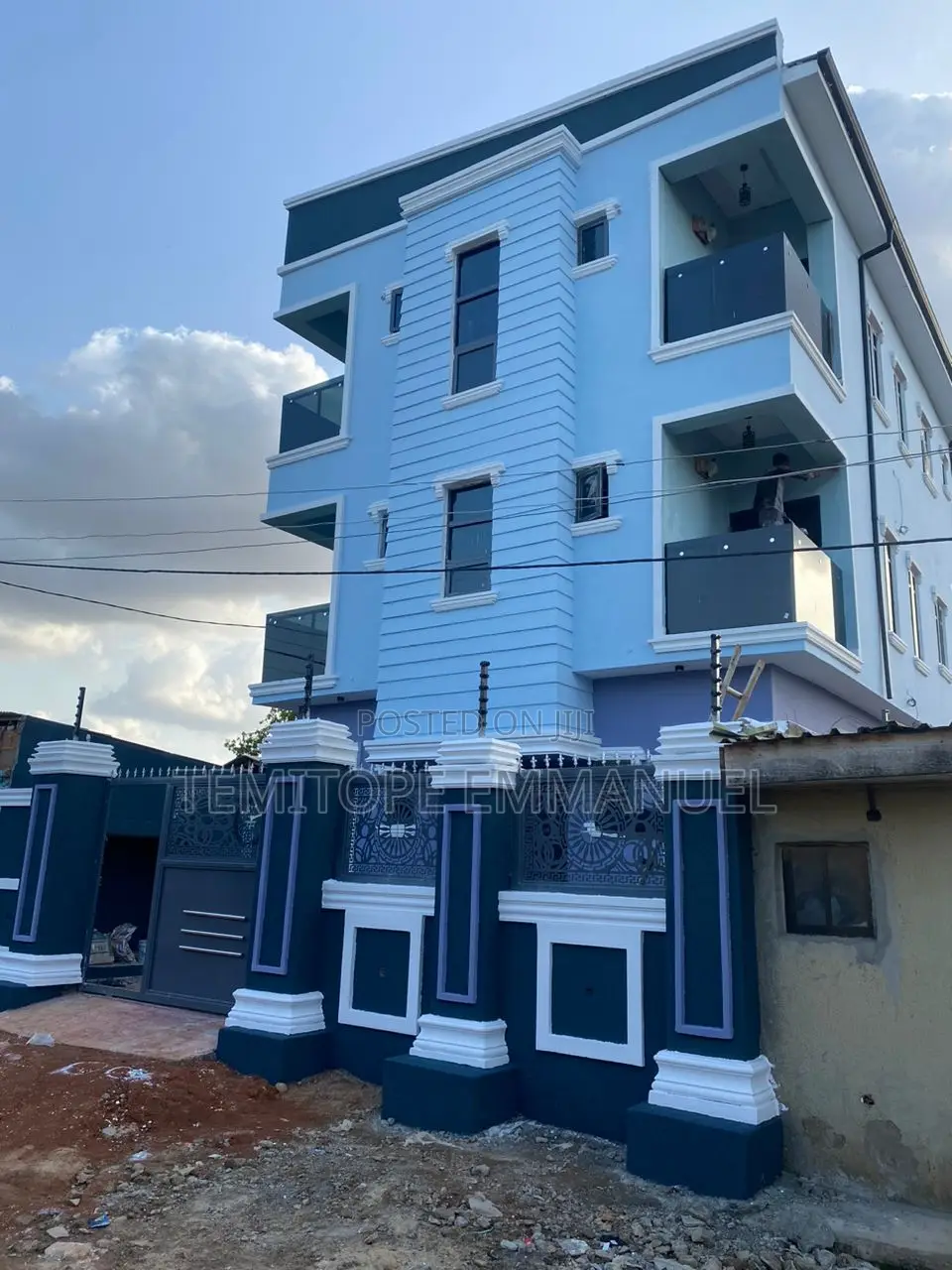 Furnished 6bdrm Duplex in Ifo for sale in Ifo
