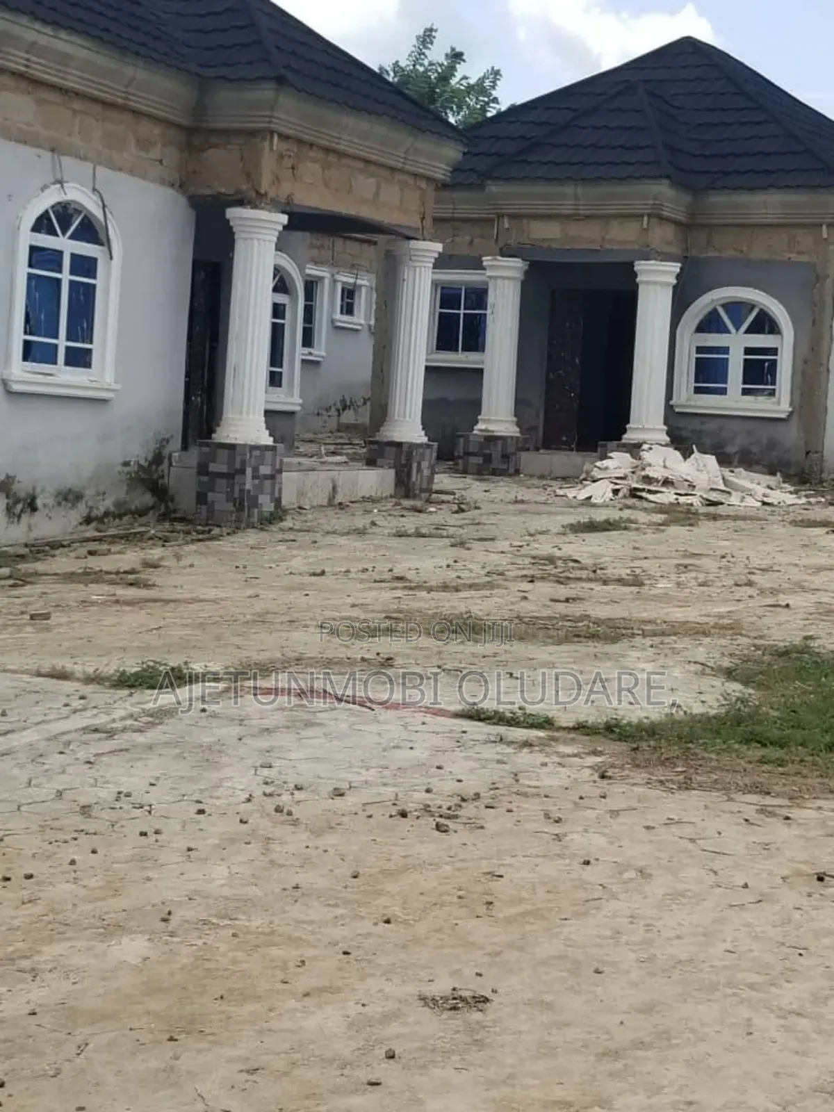 2bdrm Bungalow in Model Estate Chalet for sale in Ado Ekiti