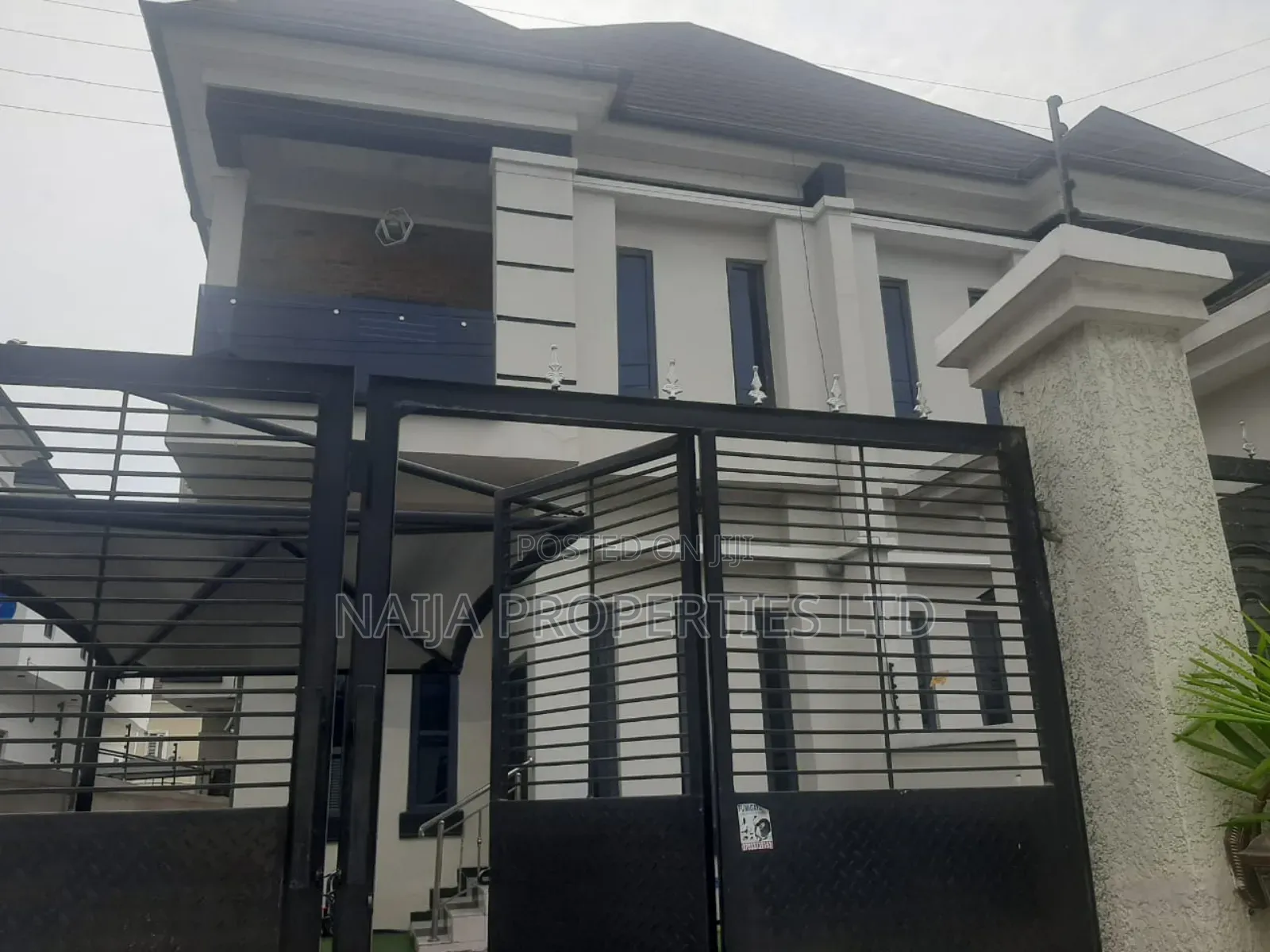 4bdrm Duplex in Chevron, Lekki for sale in Lekki