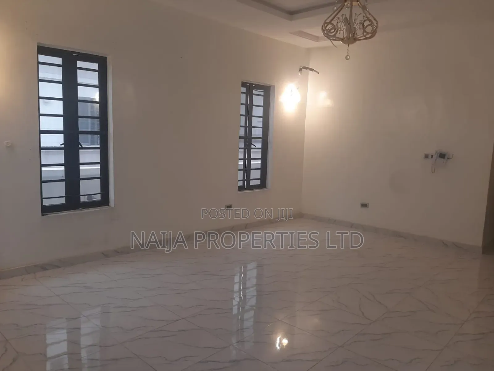 4bdrm Duplex in Chevron, Lekki for sale in Lekki