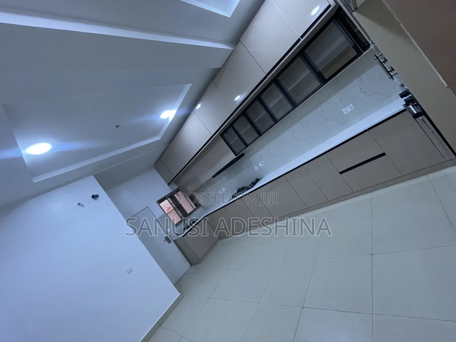 5bdrm Duplex in Dawaki,Close To for sale in Dawaki