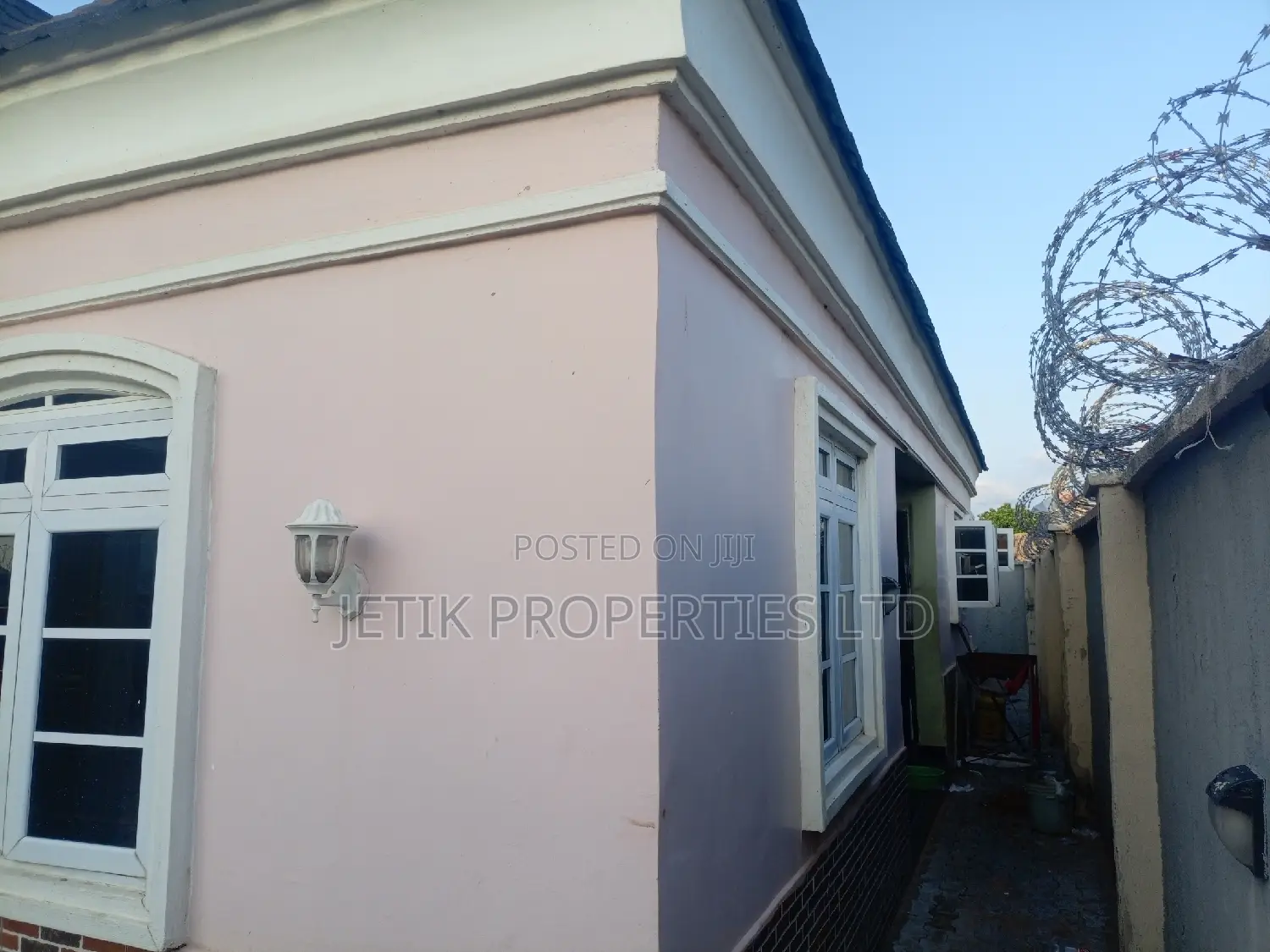 3bdrm Bungalow in Welfare Quarters, Makurdi for sale in Makurdi