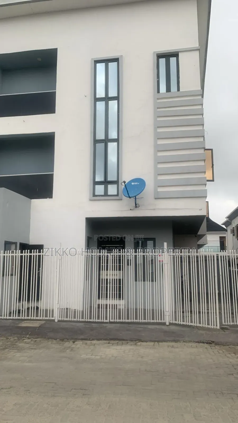 3bdrm Duplex in Ikota Gra, Lekki for sale in Lekki