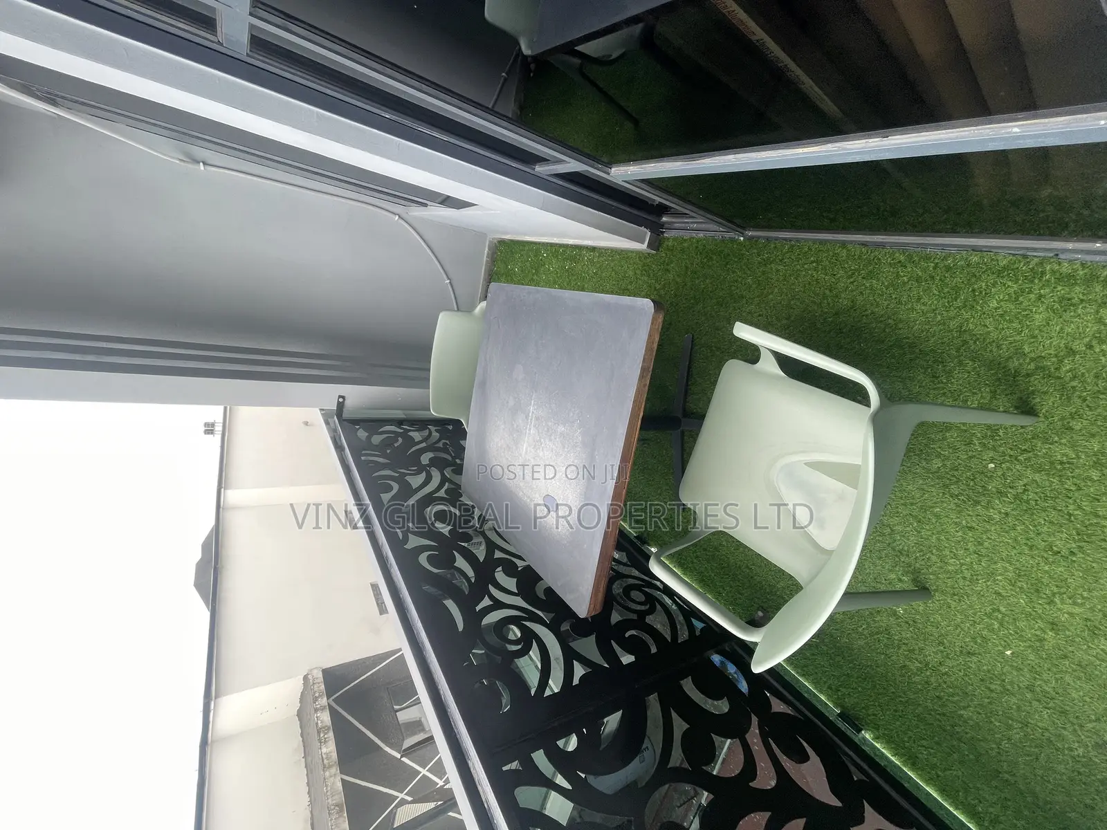 Luxury 2 Bedroom Apartment With Snooker Board Play Station in Lekki