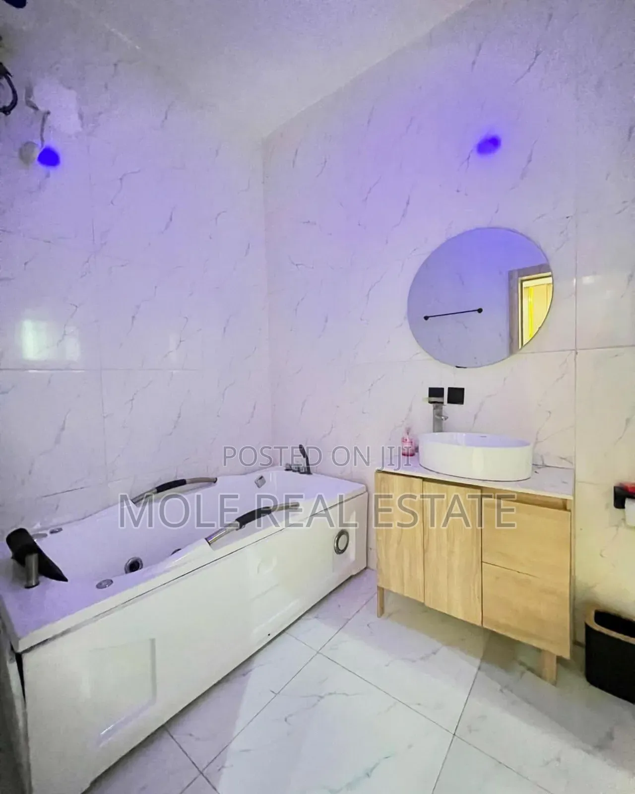 Furnished 3bdrm Block of Flats in Old Ikoyi for sale in Old Ikoyi