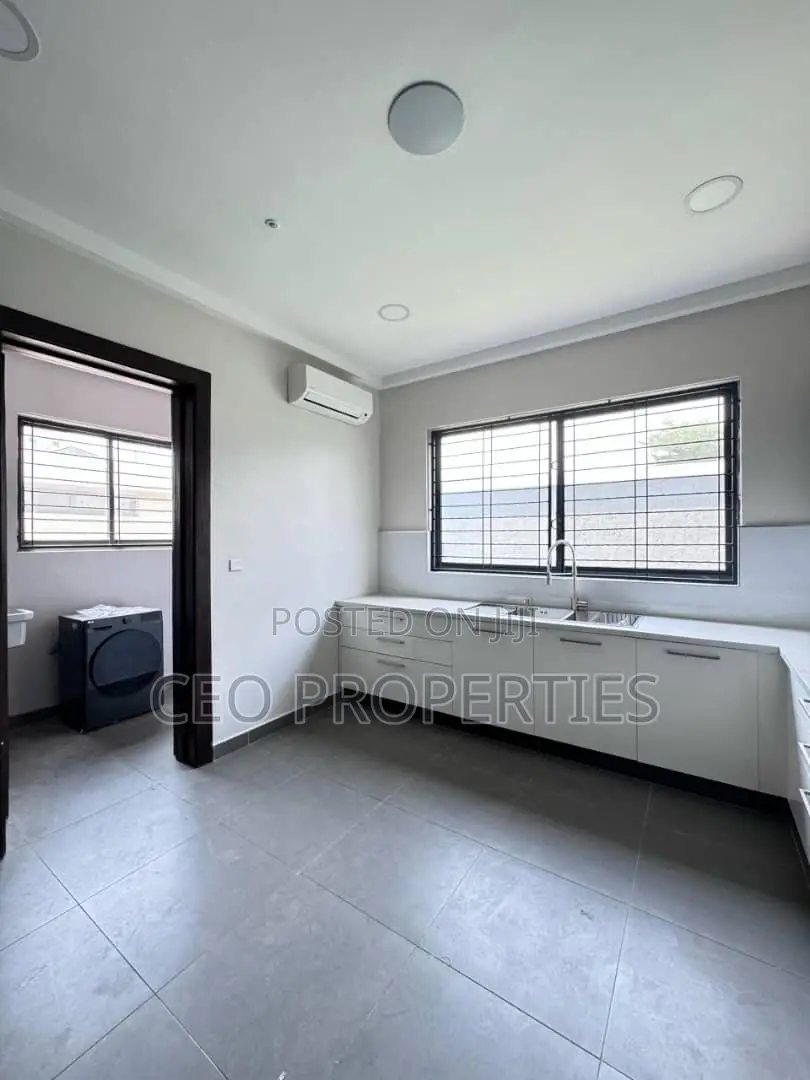 4bdrm Maisonette in Banana Island for rent in Banana Island