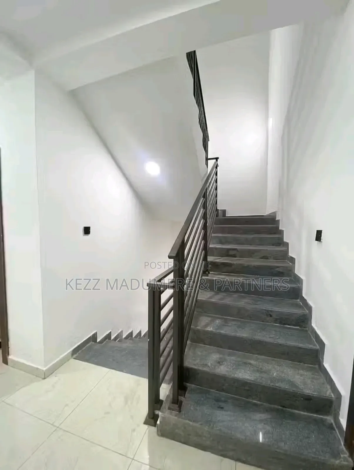 4bdrm Duplex in Old Gra Port for rent in Port-Harcourt