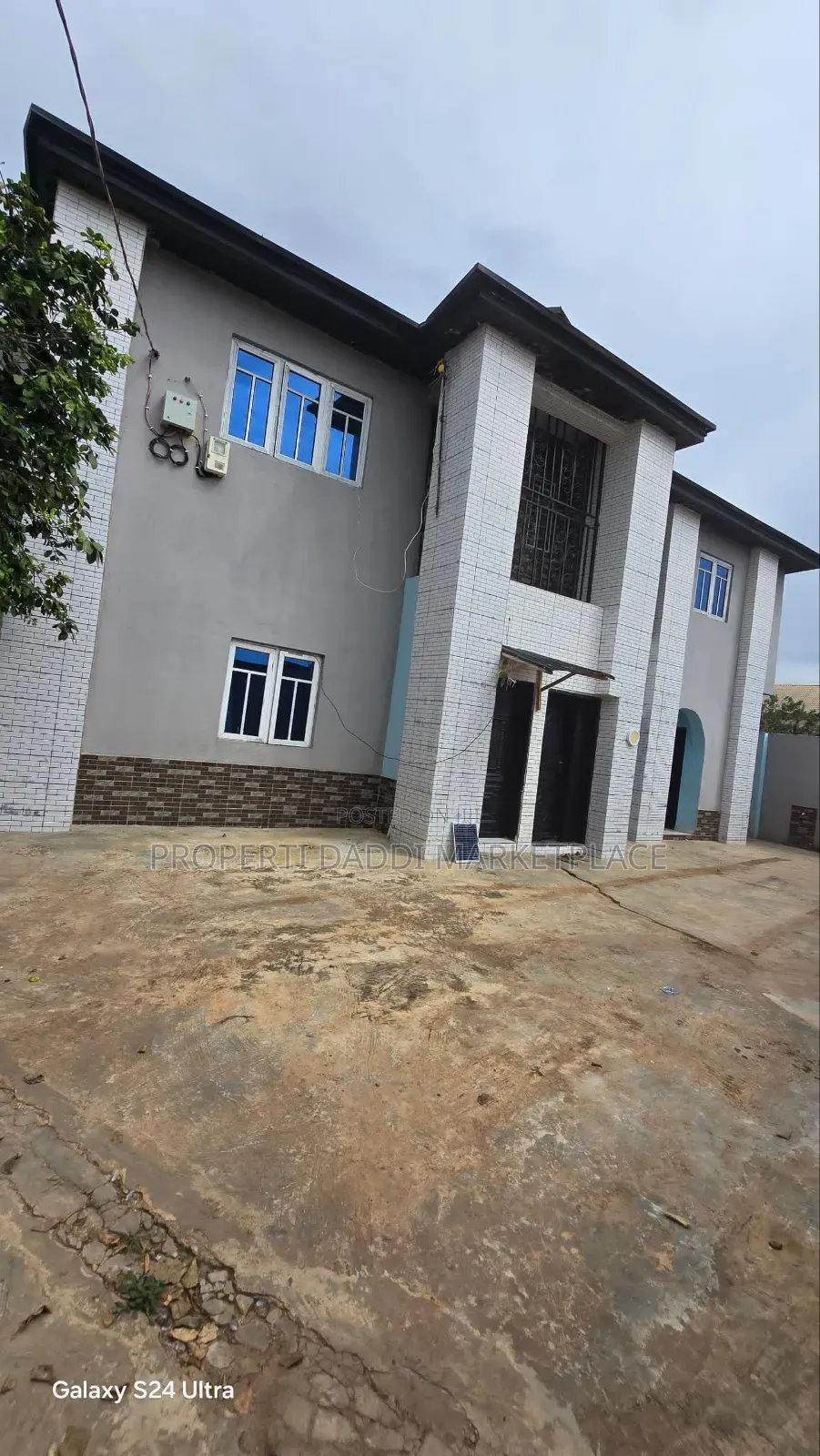 3bdrm Block of Flats in Ayobo for sale in Ayobo