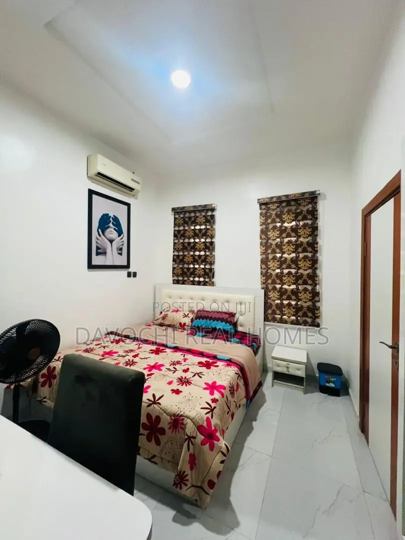 Furnished 4bdrm Duplex in Chevron for rent in Chevron