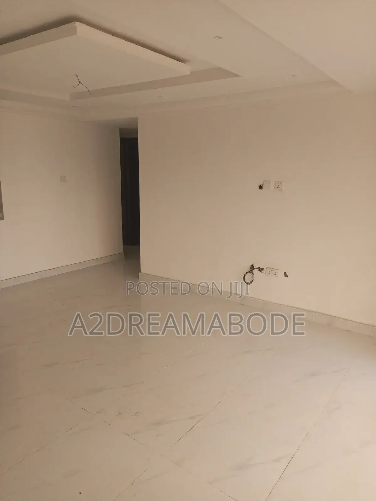 3bdrm Apartment in Olaleye New Town, Surulere for sale in Surulere