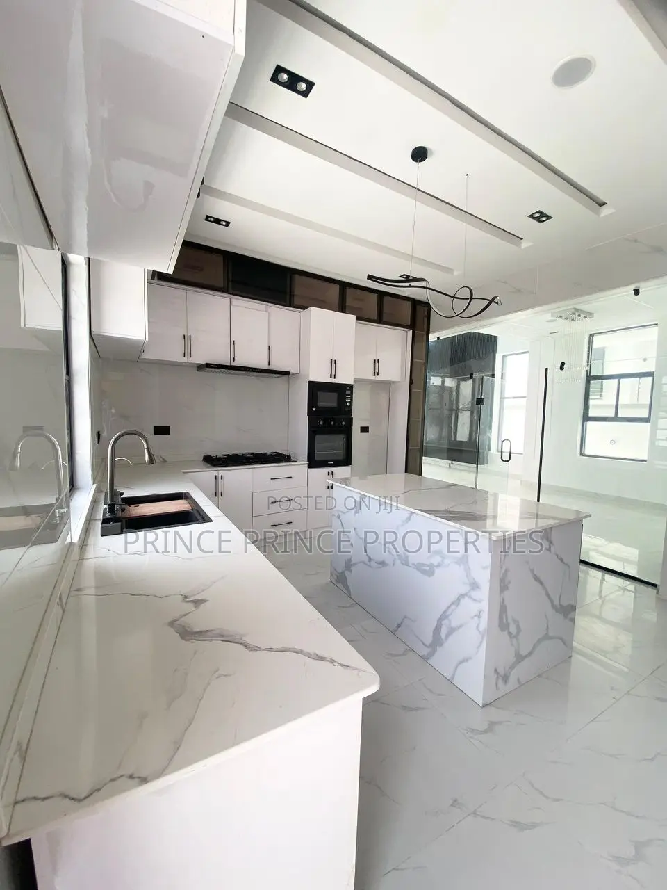 Furnished 5bdrm Mansion in Ajah for sale in Ajah