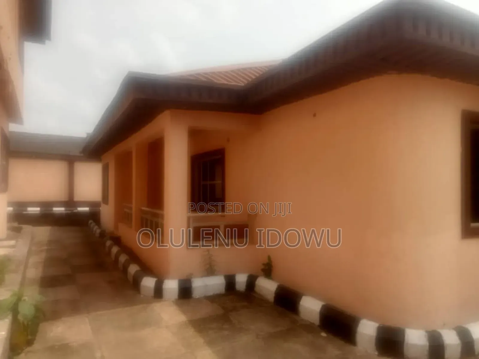 Furnished 3bdrm Block of Flats in Alimosho for sale in Alimosho