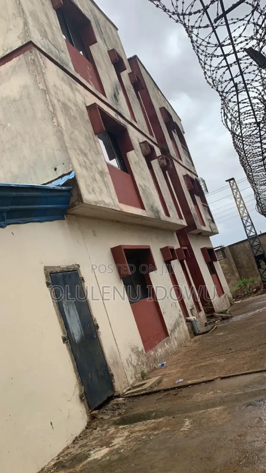 Furnished 3bdrm Block of Flats in Alimosho for sale in Alimosho