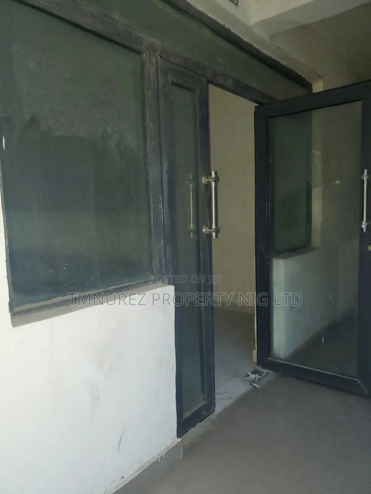 Groundfloor Shop for Rent,Along the Road Ologolo Axis in Lekki