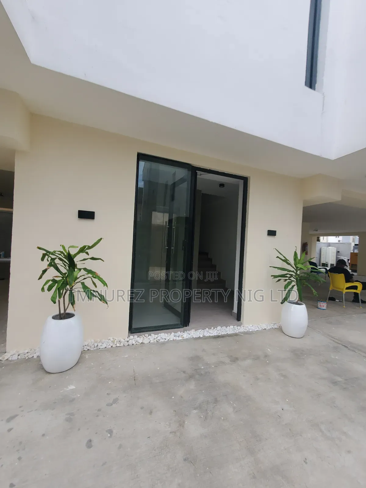 3bdrm Apartment in Lekki Phase1 for sale in Lekki