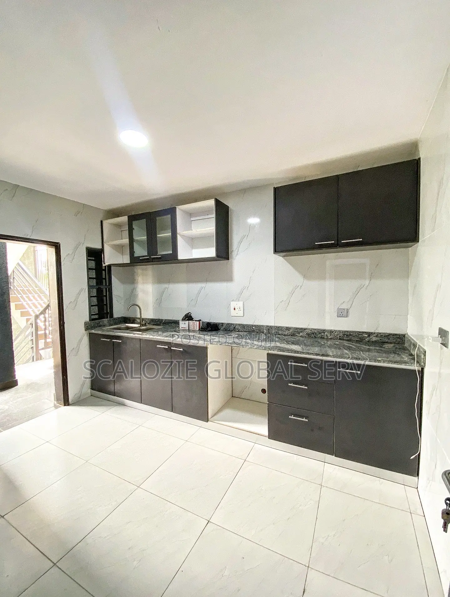 3bdrm Apartment in Old GRA for rent in Old GRA