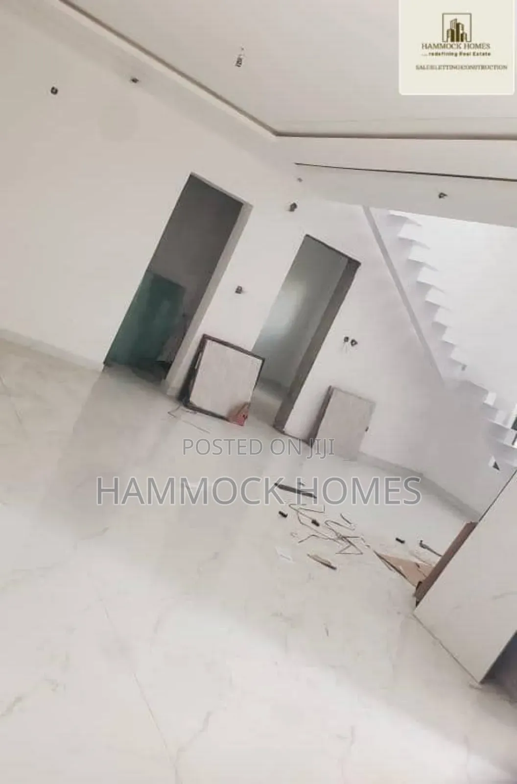 5bdrm Duplex in Agodi Gra for sale in Agodi