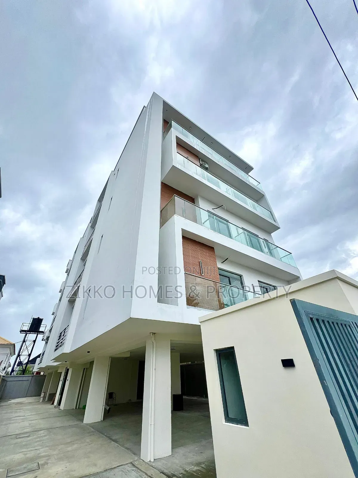 3bdrm Apartment in Lekki for sale in Lekki
