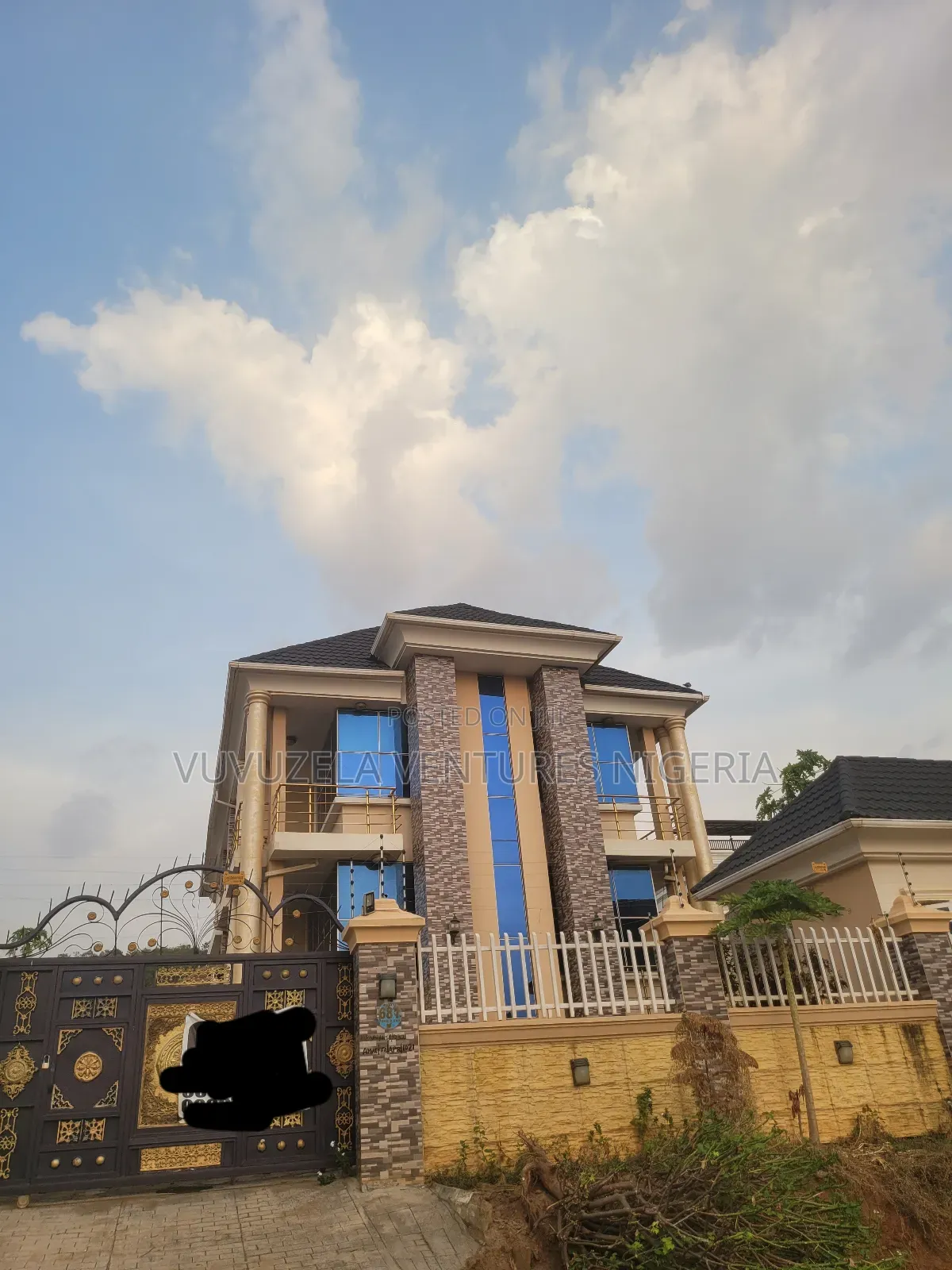 Furnished 10bdrm Mansion in Apo Resetlement, Gudu for sale in Gudu
