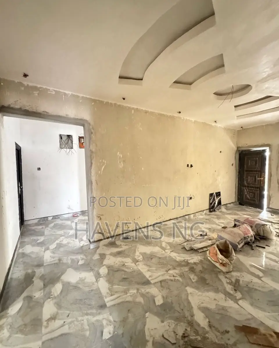 Furnished 7bdrm Duplex in Eliozu for sale in Eliozu