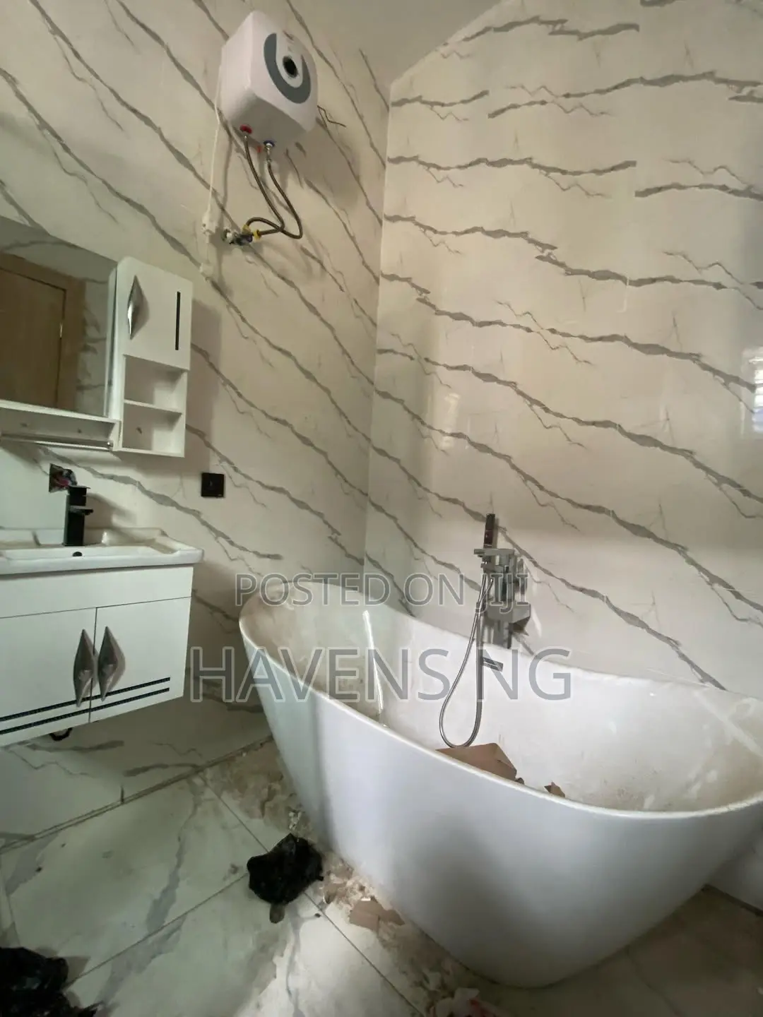 5bdrm Duplex in Abraham Adesanya Estate for sale in Abraham Adesanya Estate