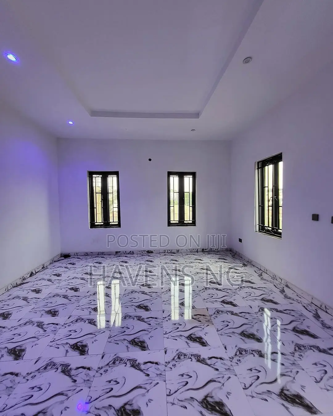 5bdrm Duplex in Guzape District for sale in Guzape District