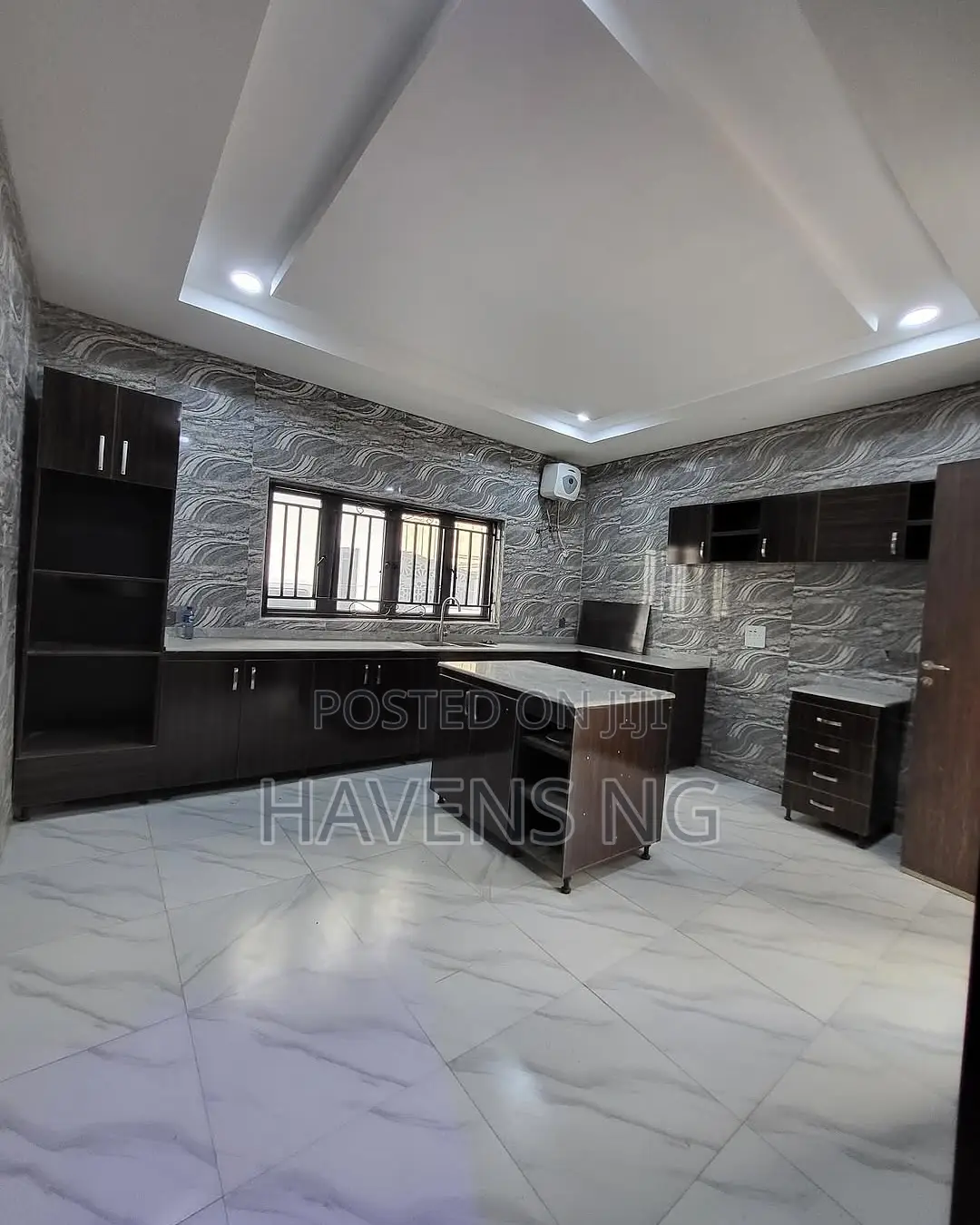 5bdrm Duplex in Guzape District for sale in Guzape District