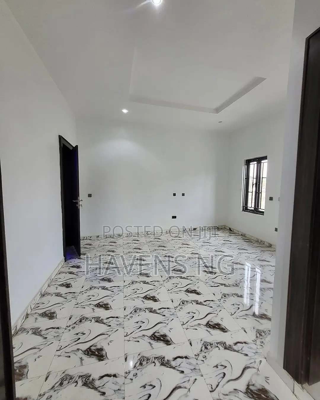 5bdrm Duplex in Guzape District for sale in Guzape District