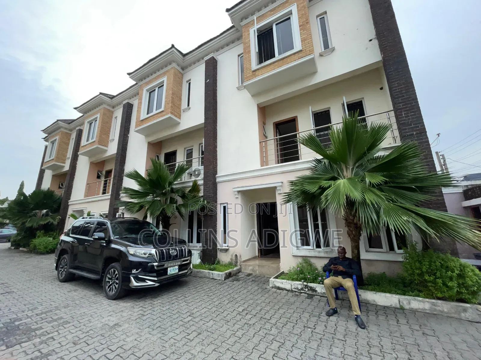 4bdrm Duplex in Osapa London Lekki for sale in Osapa london
