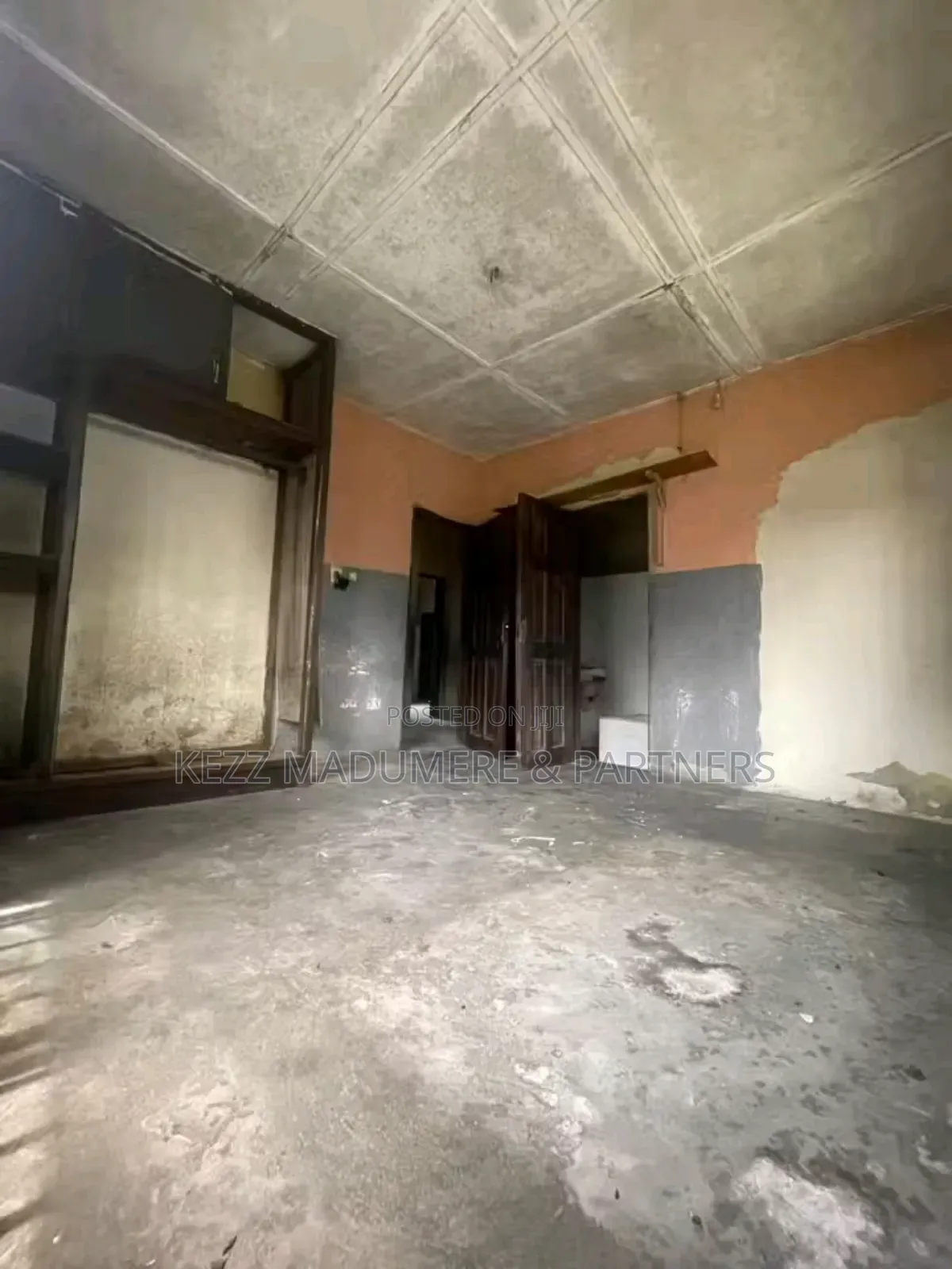 4bdrm Bungalow in Rumuodomaya  Port for sale in Port-Harcourt