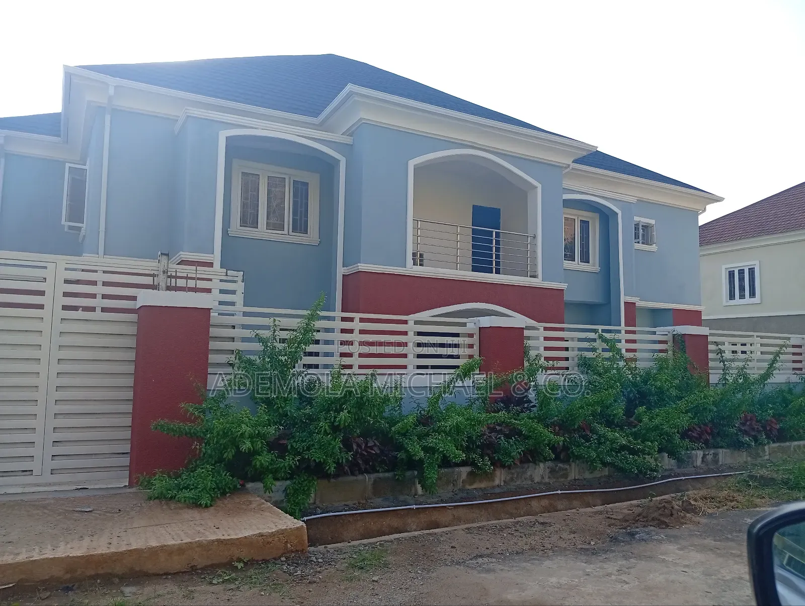 6bdrm Duplex in Guzape for sale in Guzape District