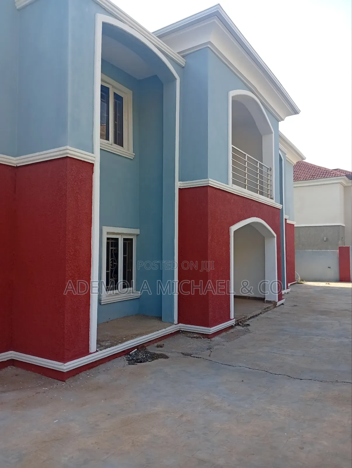 6bdrm Duplex in Guzape for sale in Guzape District