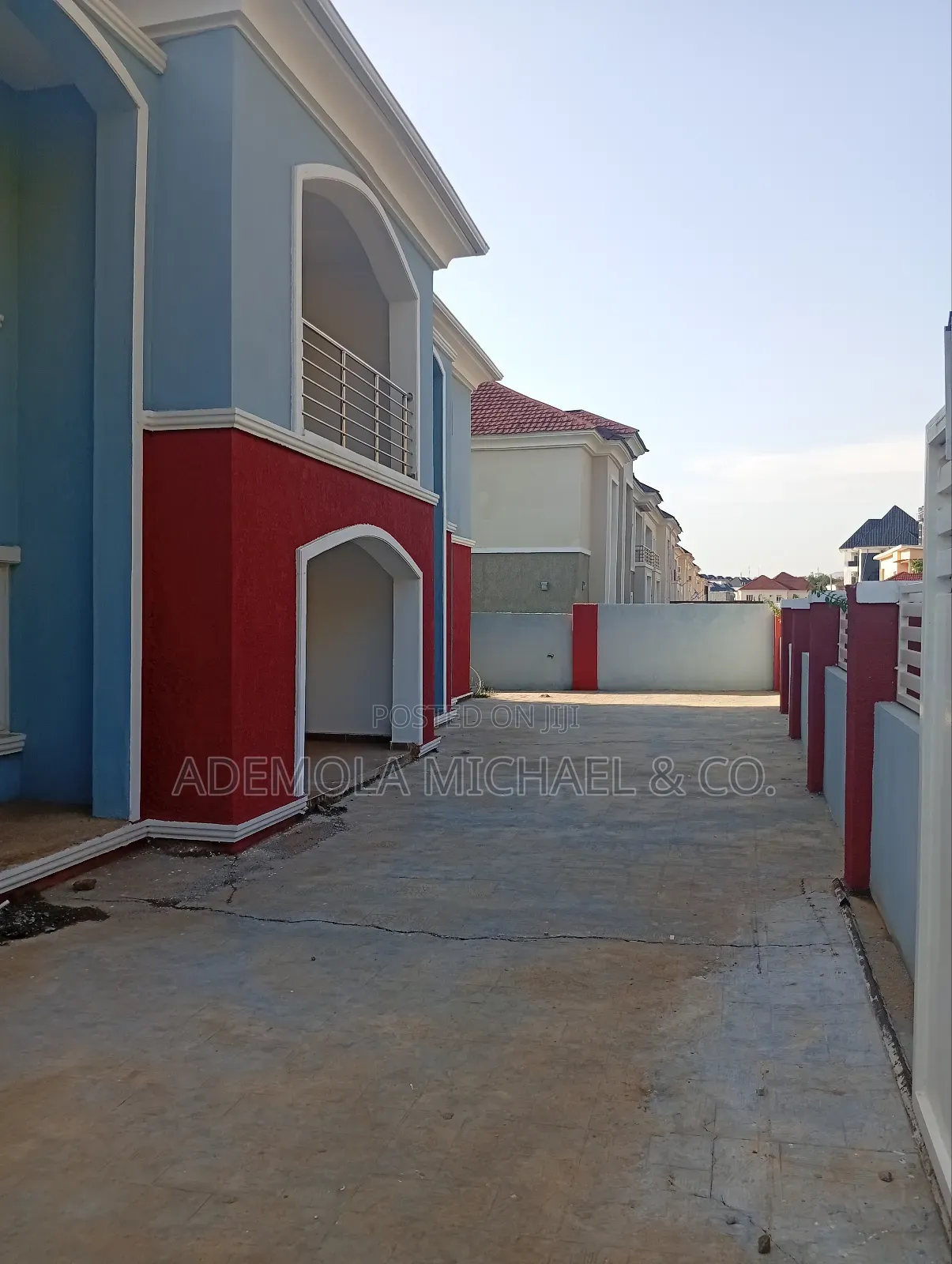 6bdrm Duplex in Guzape for sale in Guzape District