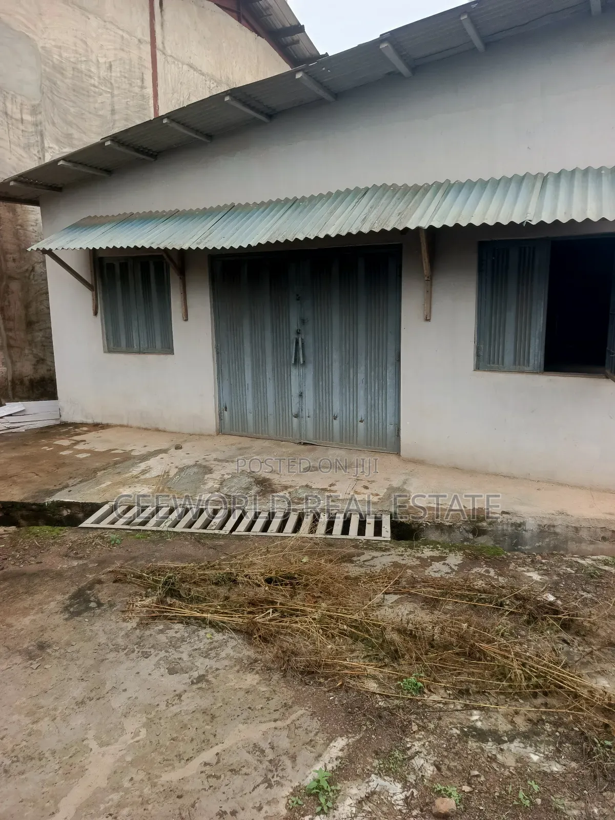 Self Compound Warehouse Available for Lease at Toll Gate in Ibadan