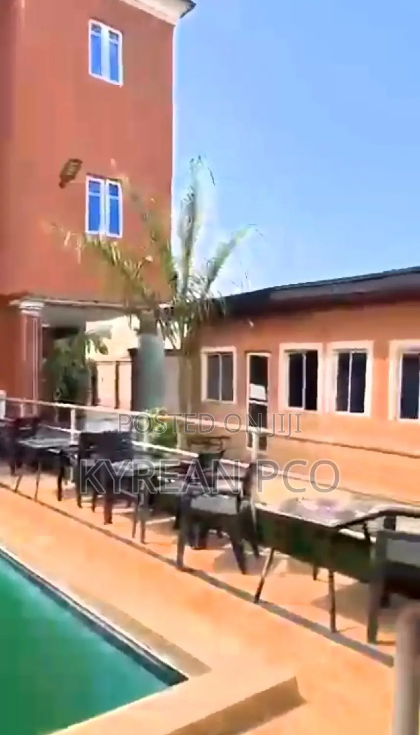 Functional Hotel in Igbogbo