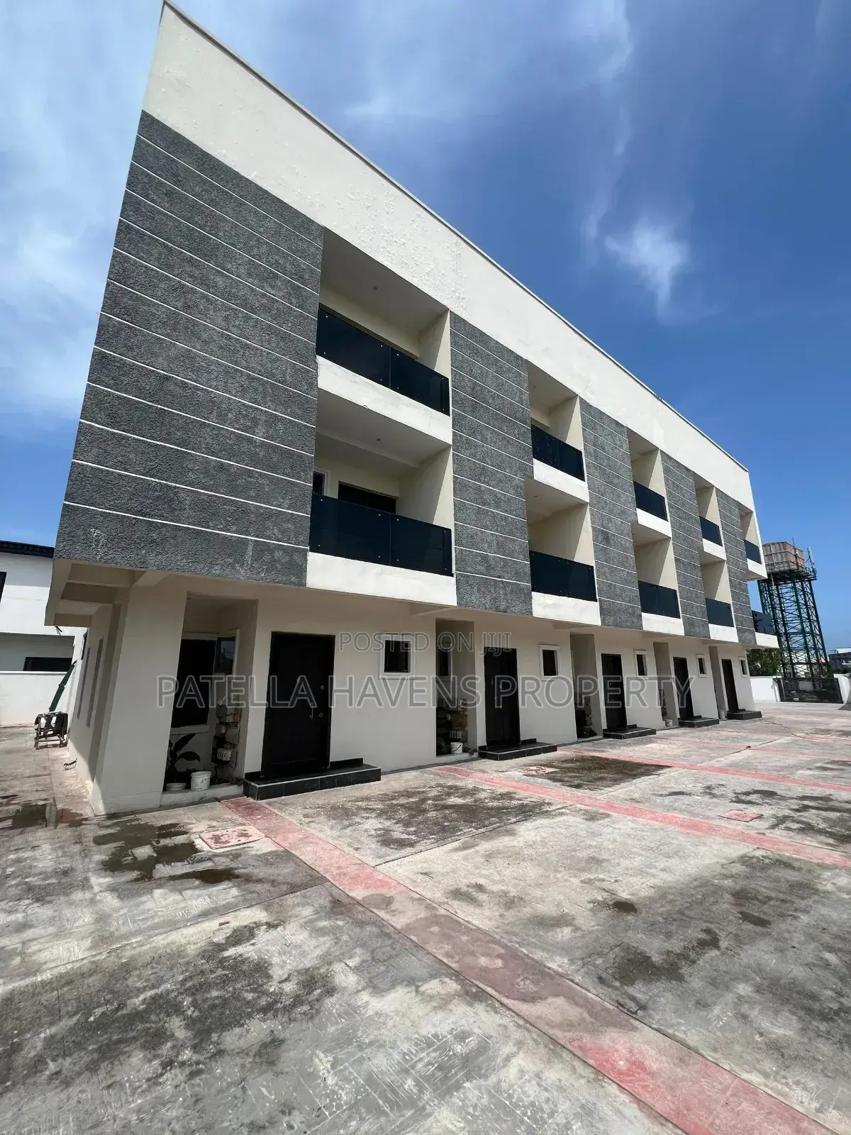 4bdrm Duplex in Lekki for sale in Lekki