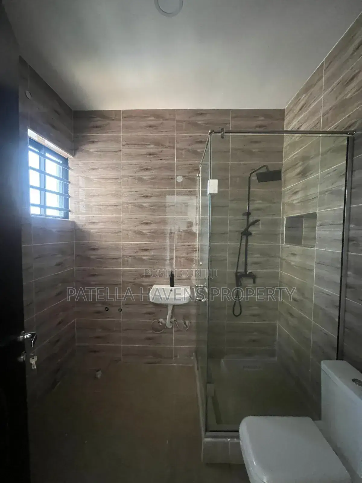 4bdrm Duplex in Lekki for sale in Lekki