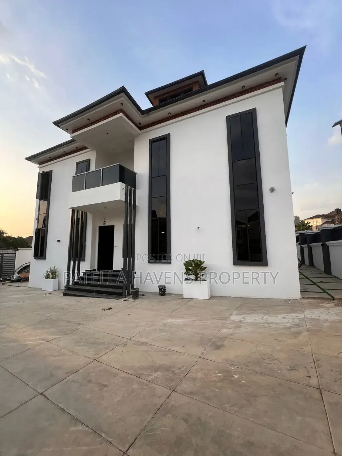 5bdrm Duplex in Asokoro for sale in Asokoro