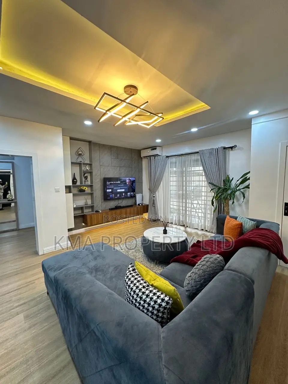 Luxurious 2 Bedroom Apartment With Snooker and Ps5 in Victoria Island Extension