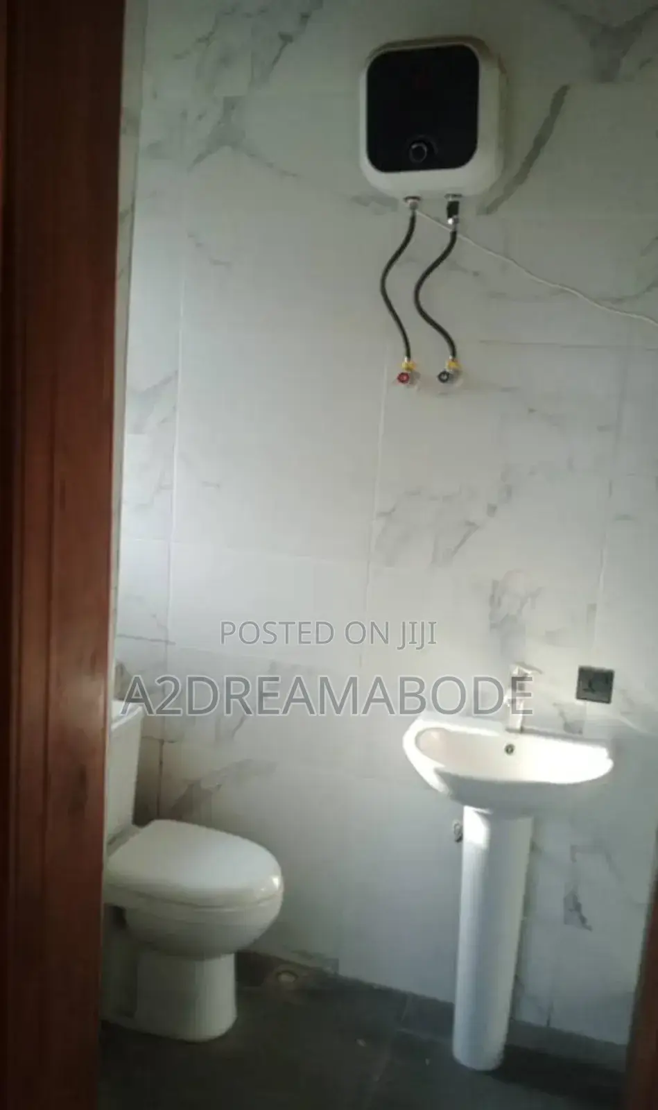 3bdrm Maisonette in Olowora, Ikeja for sale in Ikeja