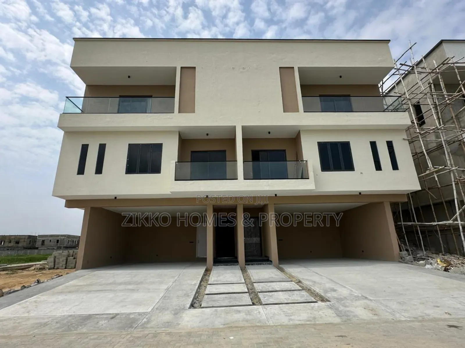 4bdrm Duplex in Lekki for sale in Lekki