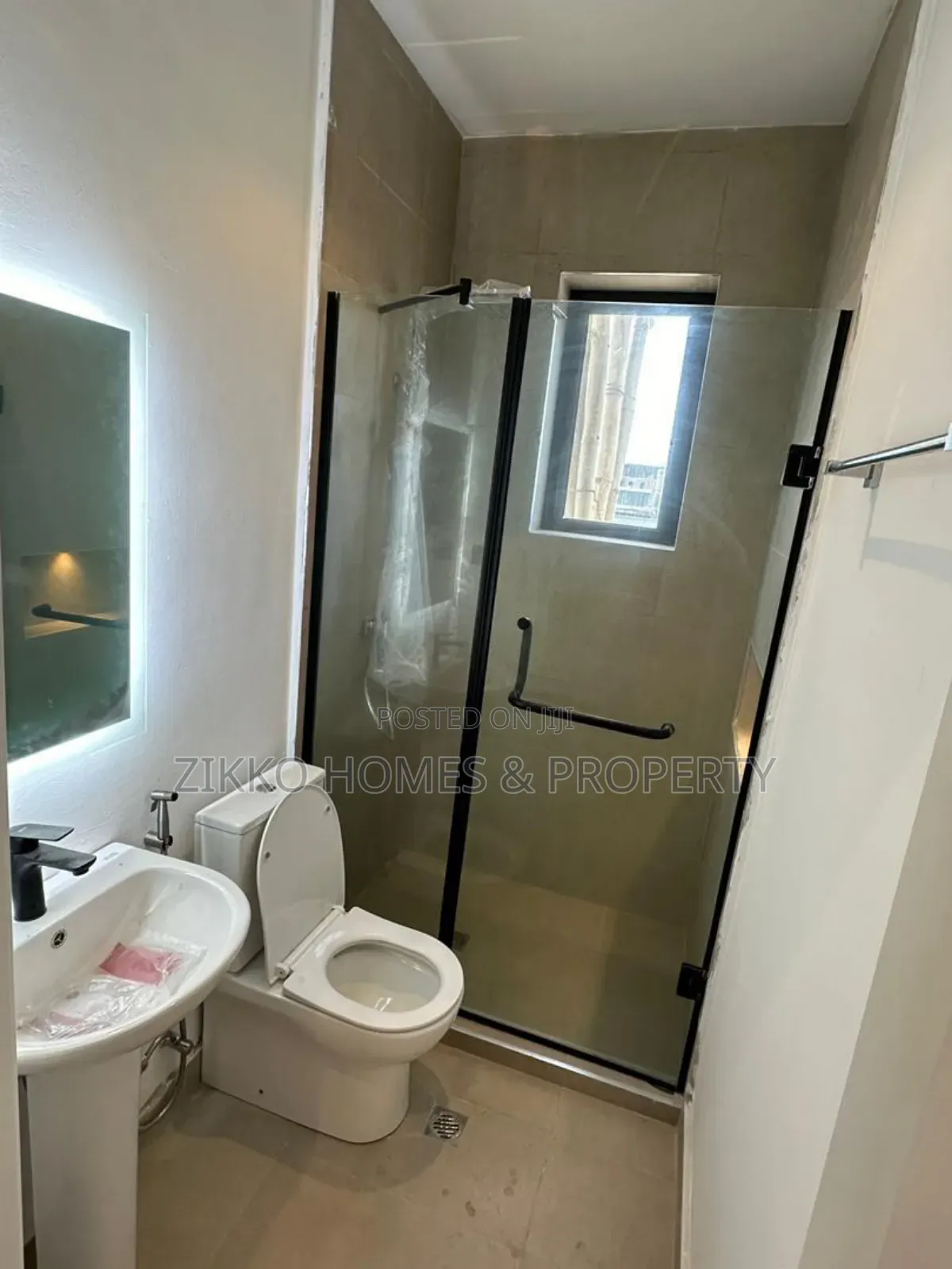4bdrm Duplex in Lekki for sale in Lekki