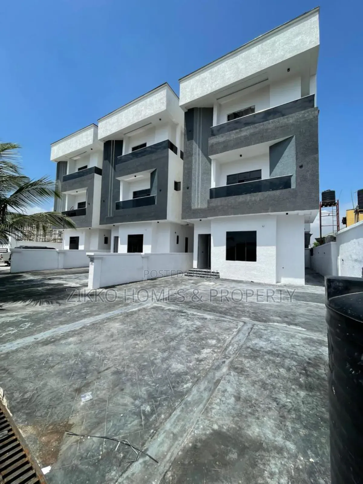 5bdrm Duplex in Lekki for sale in Lekki