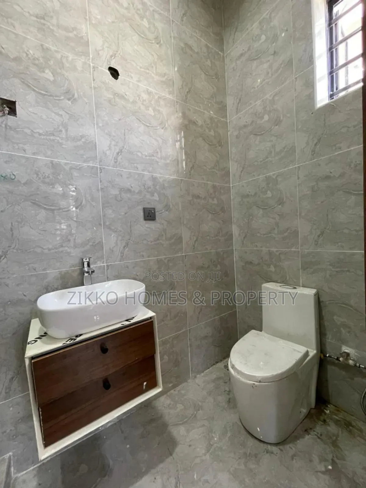 5bdrm Duplex in Lekki for sale in Lekki