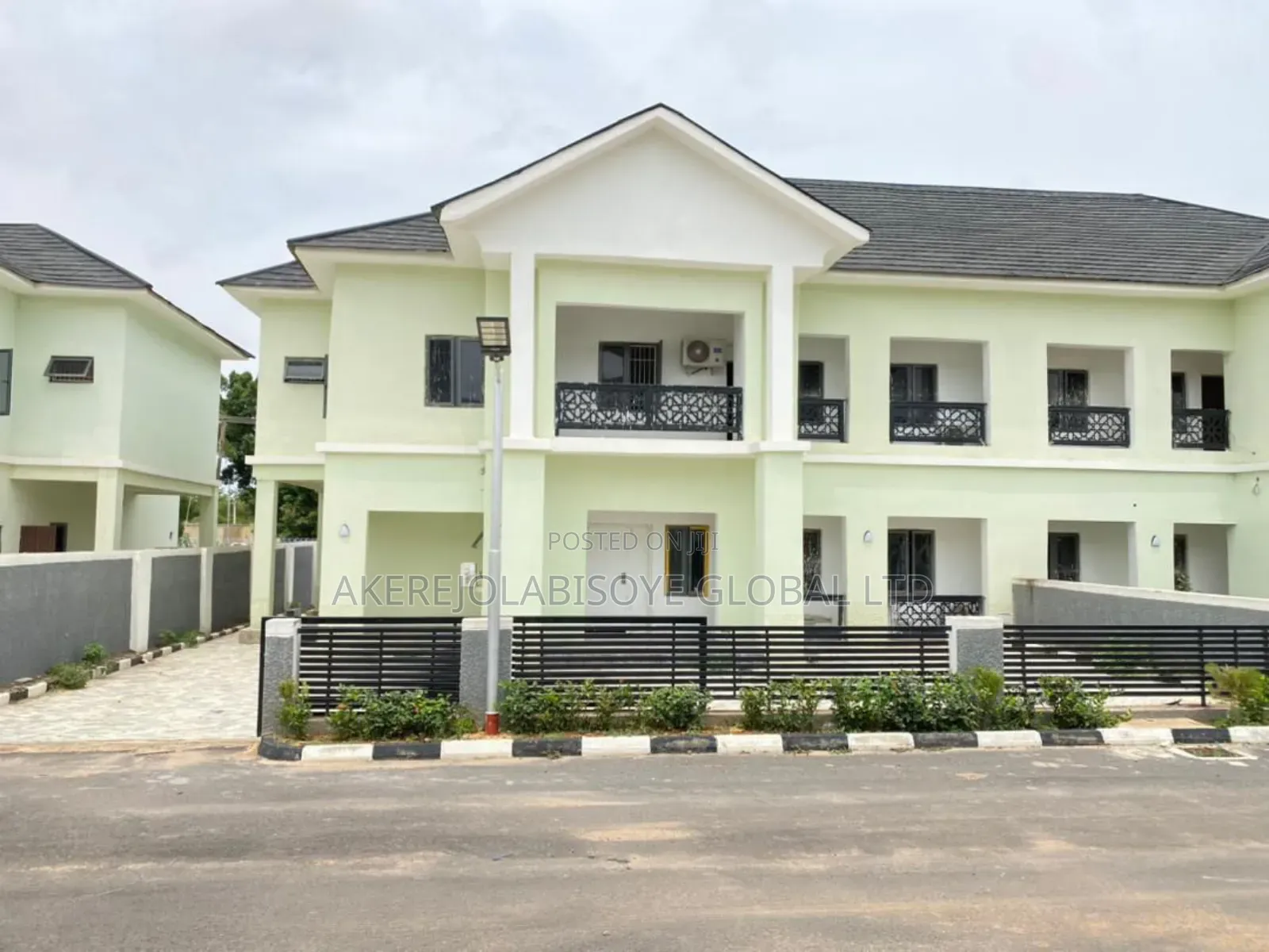 4bdrm Duplex in Lifecamp Main for rent in Life Camp
