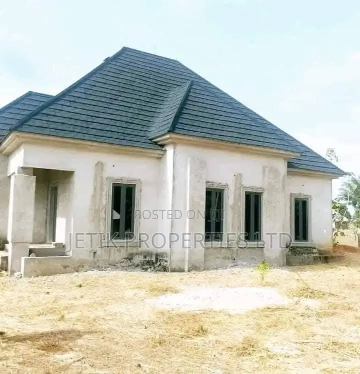 3bdrm Bungalow in The Kwembe, Makurdi for sale in Makurdi